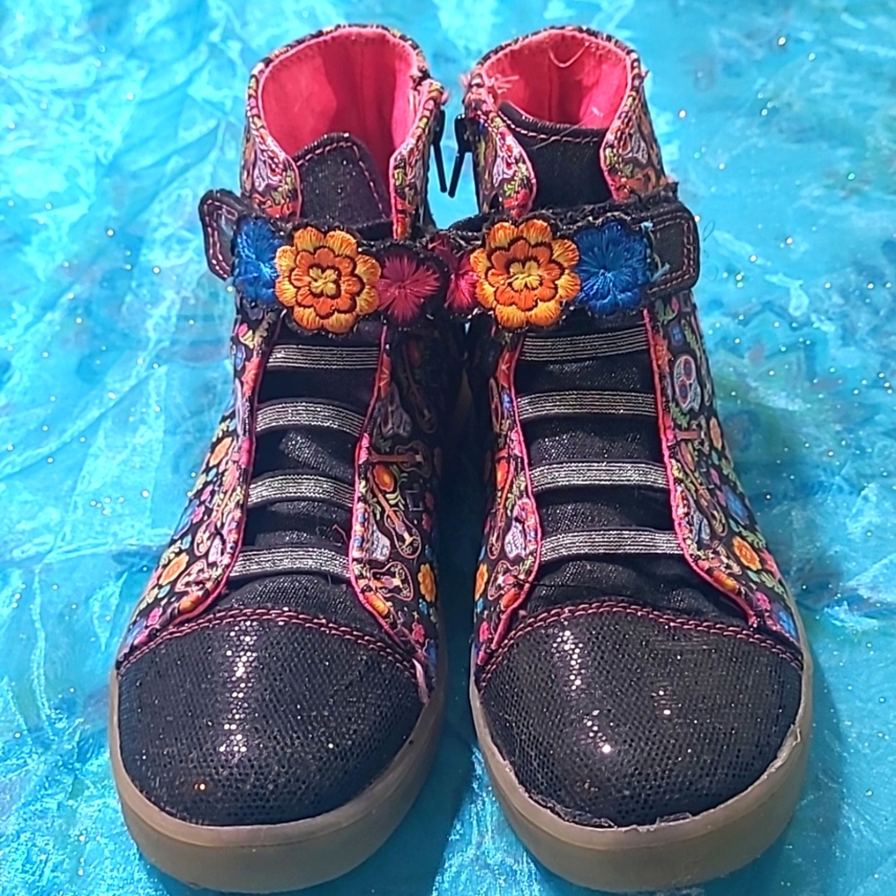 Disney pixer Light Up  youth girls size 3